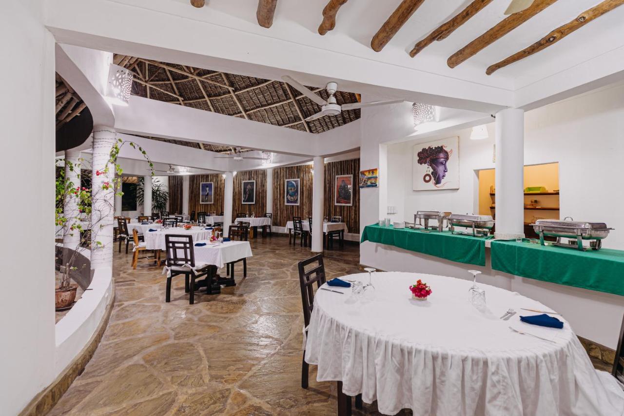 Malaika Beach Villas マリンディ エクステリア 写真