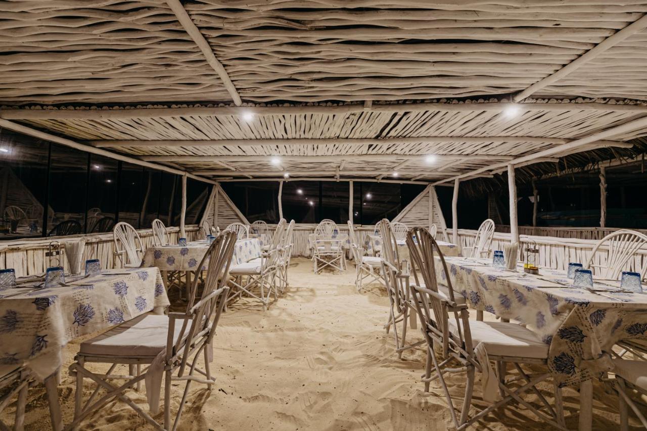 Malaika Beach Villas マリンディ エクステリア 写真