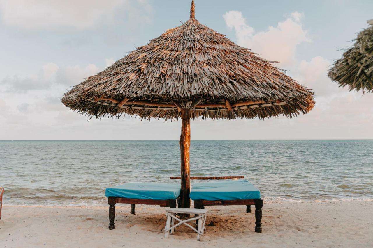 Malaika Beach Villas マリンディ エクステリア 写真