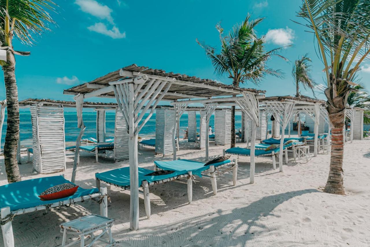 Malaika Beach Villas マリンディ エクステリア 写真