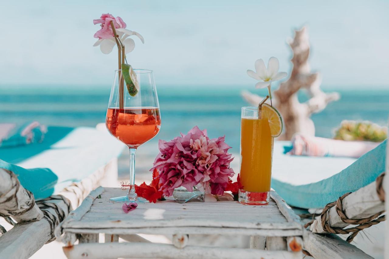 Malaika Beach Villas マリンディ エクステリア 写真